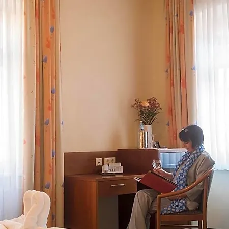 Hotel-restaurant 1735