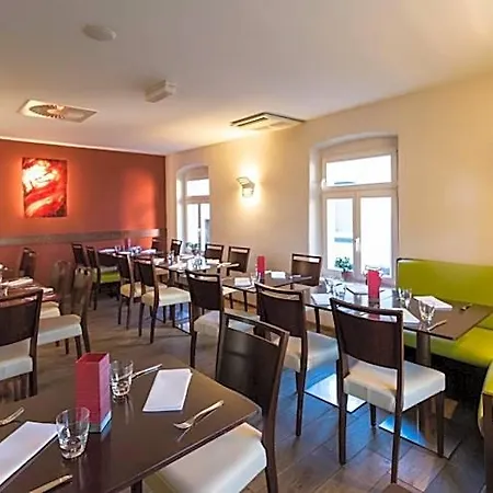 Hotel-restaurant 1735 Hotel 3*