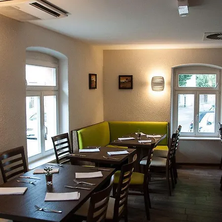 Hotel-restaurant 1735 3*