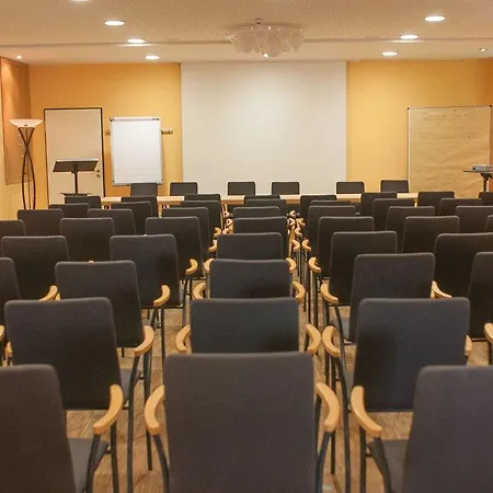 Hotel-restaurant 1735 מלון 3*